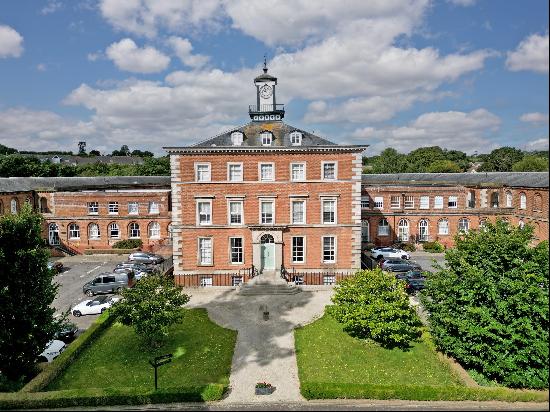 A beautifully presented apartment in this stunning Grade II listed building