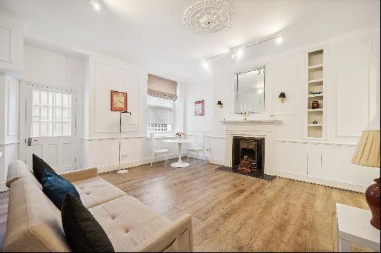 A modern two bedroom apartment to rent in South Kensington, SW7.