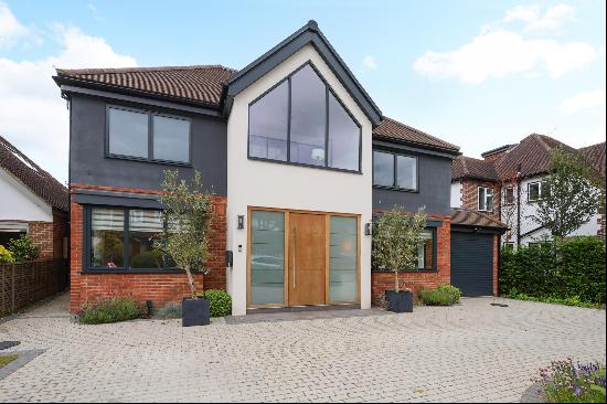 Modern house for Sale in Weybridge.