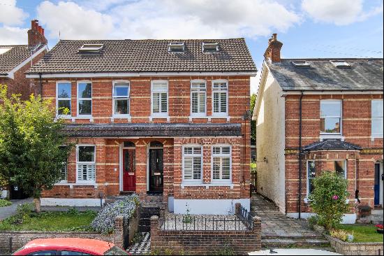 Attractive semi-detached Victorian house offering elegant accommodation, located in the so