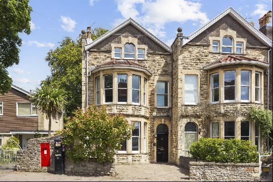 This gorgeously presented family home offers circa 2300 sq ft of accommodation, off street