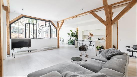 Apartment for sale in Paris, France