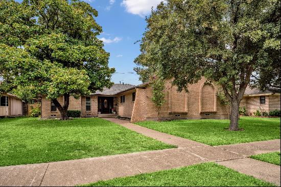 3937 Roanoke Drive,Garland, TX, 75041