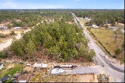 Vacant Interior Lot In Non-HOA DeFuniak Springs Subdivision 