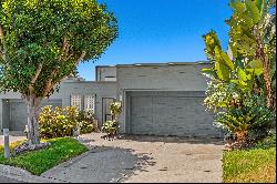 811 Spindrift Drive, Del Mar, CA 92014