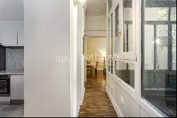 Elegant apartment with terrace in Monti