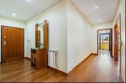 Flat, 3 bedrooms, for Sale