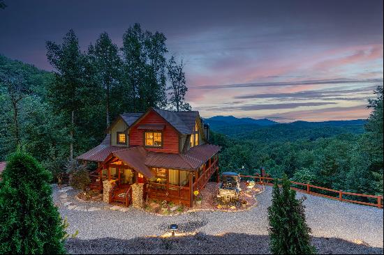 Enchanting Custom Craftsman Dream Retreat