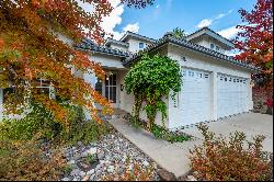 Caughlin Ranch Retreat with Main-Level Primary Suite