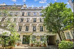 Turnkey Apartment in Paris VIII - Saint-Honoré Elysées