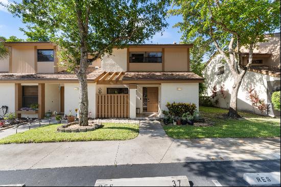 4670 NW 30th St, Coconut Creek, FL