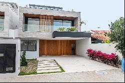 Beautiful newly built house with private leisure area in Rio Mar 9