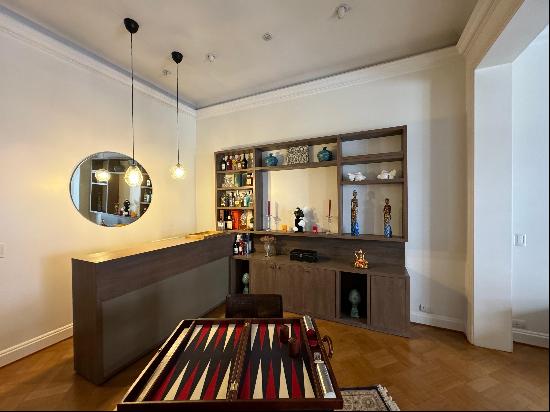 Apartment in Recoleta on Parera, 100 meters from Alvear Avenue.