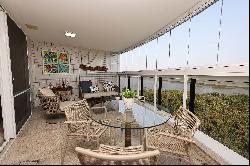 Apartment for sale, 1,948 sq ft, in Aquarela Península Condominium