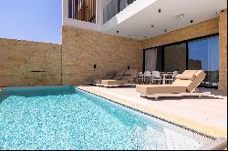 Luxury Seafront Mansion with FIve Bedrooms in Protaras