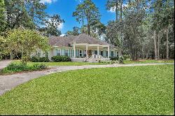 Beautiful French Provincial Near the Savannah Yacht Club