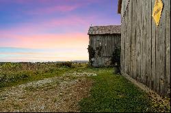 Country Victorian with views