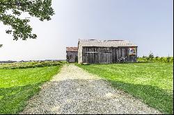 Country Victorian with views