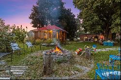 Country Victorian with views