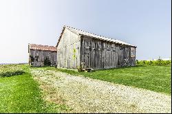 Country Victorian with views