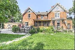 Country Victorian with views