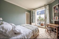 Paris 16th District - An elegant 3-bed apartment