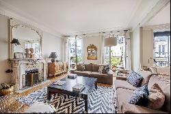 Paris 16th District – An elegant 3-bed apartment