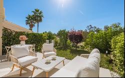 Contemporary fully renovated townhouse with rooftop solarium in , Benahavis 29679