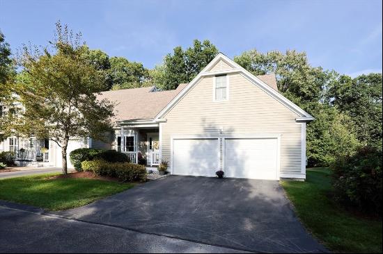 39 Sanctuary Ln #39, Hopkinton MA 01748