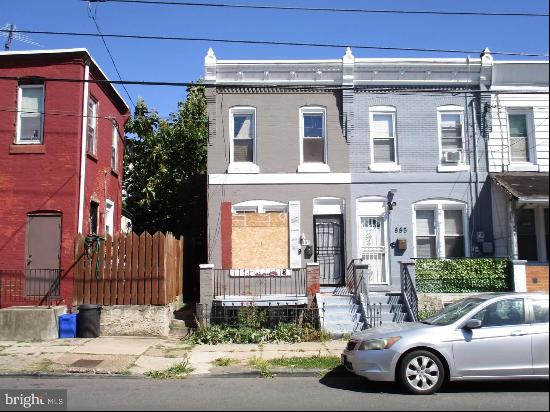 887 N 46th Street, Philadelphia PA 19139