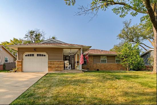 565 Corrinthia Drive, Elk Grove Village IL 60007