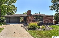 8413 Grand Avenue, Omaha NE 68134