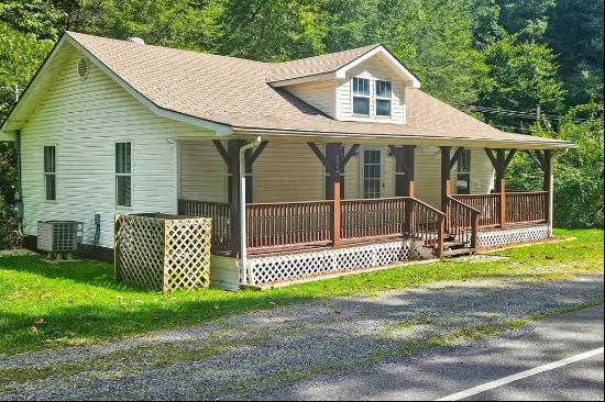 2019 Coeburn Road, Clintwood VA 24228