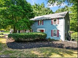 64 Catskill Court, Belle Mead NJ 08502