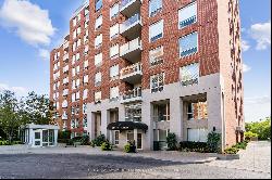 40 Old Mill Rd Unit PH2, Oakville ON L6J7W2