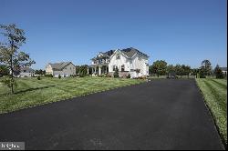 4 Palomino Circle, Mantua NJ 08051