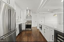 40 W Elm Street #APT 4B, Greenwich CT 06830