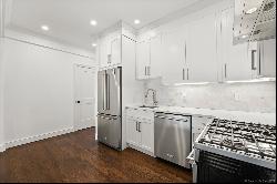 40 W Elm Street #APT 4B, Greenwich CT 06830