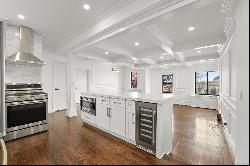 40 W Elm Street #APT 4B, Greenwich CT 06830