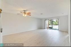 1205 Lakeview Dr #1205, Royal Palm Beach FL 33411