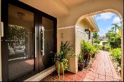 741 Villa Portofino Cir, Deerfield Beach FL 33442