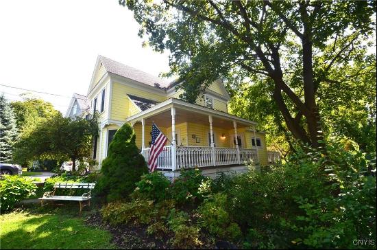 172 E Genesee Street, Skaneateles NY 13152