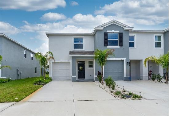 32956 Pez Landing Lane, Wesley Chapel FL 33543