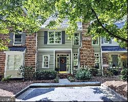 112 River Ridge Lane, Roswell GA 30075