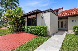 11267 SW 90th Ln, Miami FL 33176