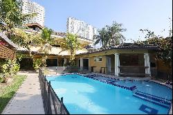 Spacious and luxurious house in Condominio Pedra de Itauna, Barra da Tijuca