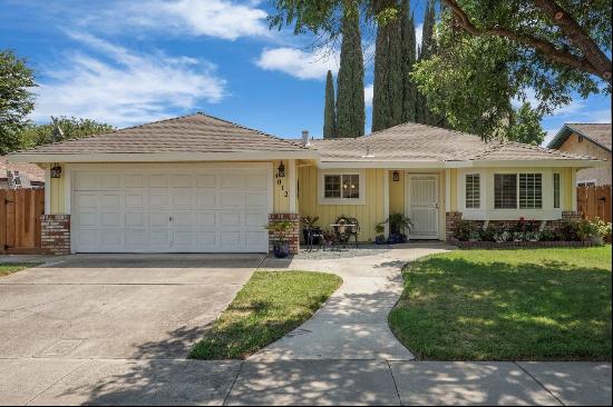 4012 Hennings Drive, Modesto CA 95356