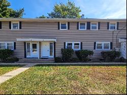 116 Woodbridge Rd #116, Chicopee MA 01022