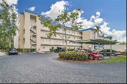 14801 Park Lake Drive Unit 310, Fort Myers FL 33919