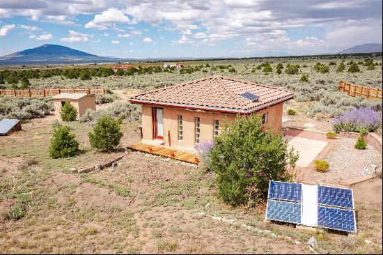 26 Prairie Sky Loop, Questa NM 87556